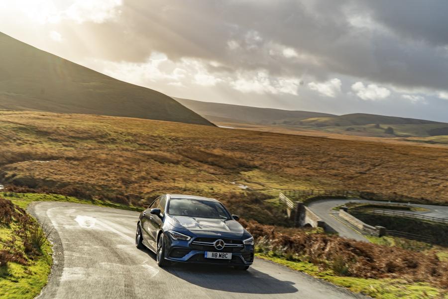  Mercedes-AMG CLA35 4Matic (C118) 2019 года  (UK) (фото 2 из 40)